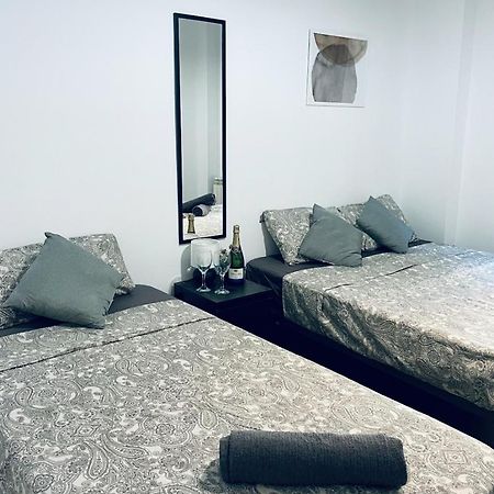 Sepulveda R1 Bed and Breakfast Barcelona Buitenkant foto