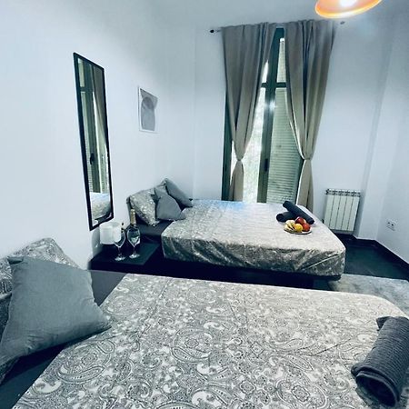 Sepulveda R1 Bed and Breakfast Barcelona Buitenkant foto